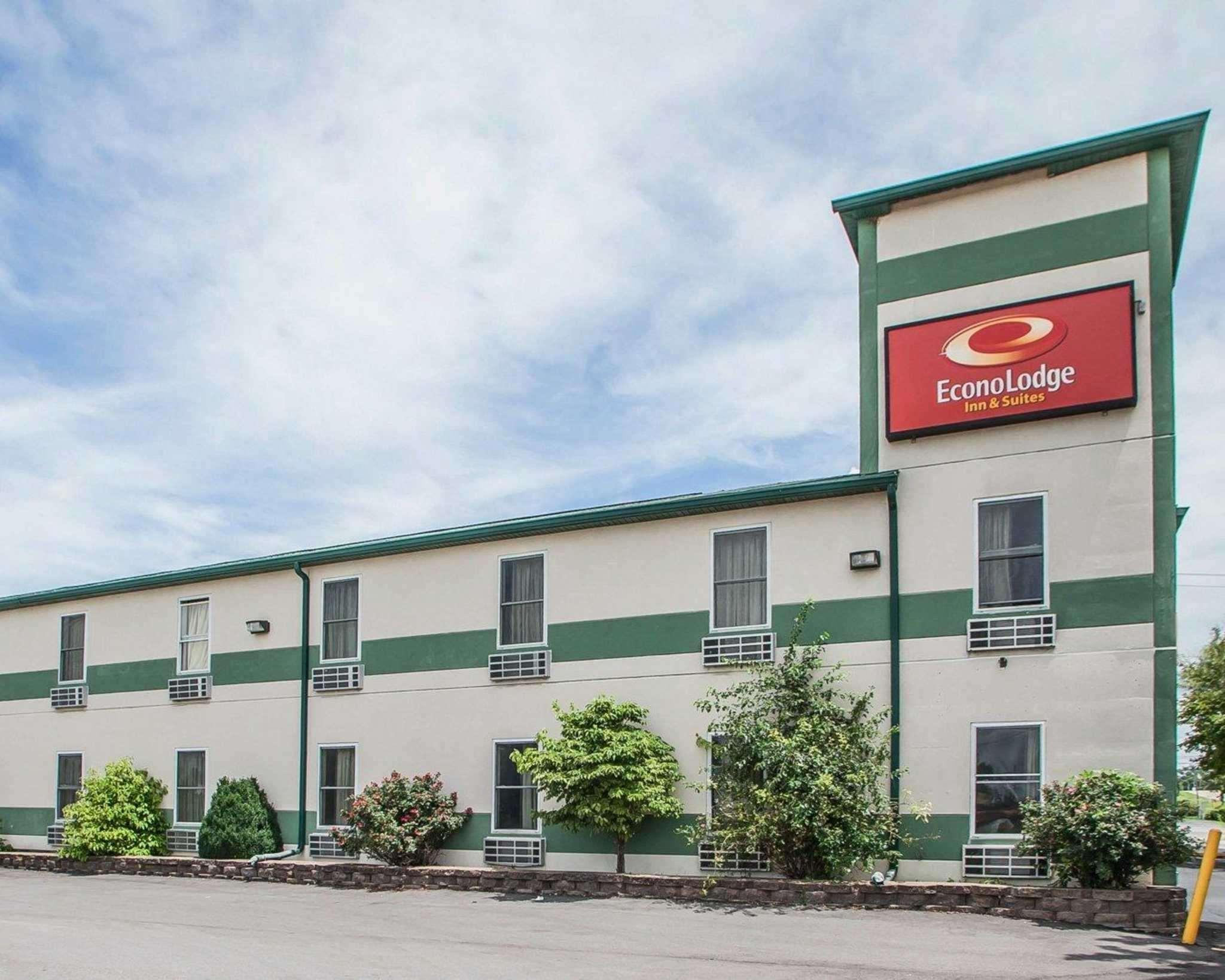 Econo Lodge Inn & Suites Granite City Bagian luar foto